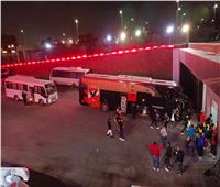 حافلة الأهلي تصل استاد القاهرة استعدادًا لمواجهة الرجاء بدوري أبطال إفريقيا