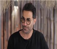 أحمد فهمي يحسم الجدل.. من هو أول بطل خارق في السينما العربية |فيديو