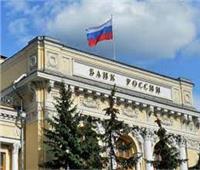 100 هجوم إلكتروني على مؤسسات المركزي الروسي المالية منذ بداية 2023  