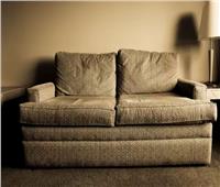 6 أفكار لتجديد مظهر الأريكة بتكاليف بسيطة