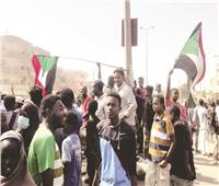مصر تقتسم معاناة الحرب مع السودانيين