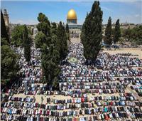40 ألف فلسطيني يؤدون صلاة الجمعة في رحاب المسجد الأقصى