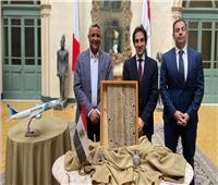 وزارة الخارجية تسلم 4 قطع أثرية مُستردة من إيطاليا إلى وزارة السياحة والآثار