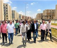 وزير الإسكان يتابع تنفيذ وحدات «سكن كل المصريين» بأكتوبر الجديدة
