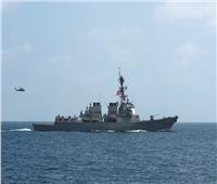 البحرية الأمريكية: ملتزمون مع شركائنا بحماية حقوق الملاحة في مضيق هرمز وحوله
