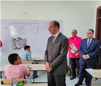 وكيل تعليم الإسكندرية يتفقد امتحانات الإعدادية.. ولا شكاوى من «العربي والدين»