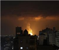 جيش الاحتلال يقصف أهدافاً في قطاع غزة رداً على إطلاق صاروخ