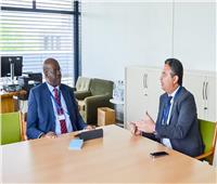 شريف فاروق يلتقي سكرتير عام الاتحاد البريدي الإفريقي الشامل