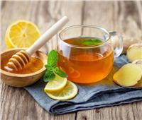 خبيرة تغذية: العسل والشاي الأخضر أفضل خيار للتحكم في الوزن