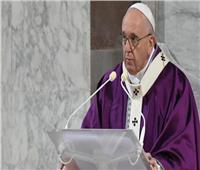إصابة البابا فرنسيس بـ«الحمى»