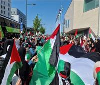 مسيرة فلسطينية للتنديد بقرار إعادة مستوطنين إلى بؤرة مخلاة شمال الضفة الغربية