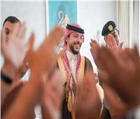 حمام العريس الأمير الحسين يقام بمشاركة رفاقه بالقوات المسلحة الأردنية