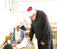 «الضويني» يتفقد لجان امتحانات الشهادة الثانوية الأزهرية 