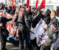 ألمانيا.. إصابة 50 من عناصر الشرطة خلال تفريق احتجاجات في لايبزيج