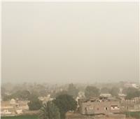 عاصفة ترابية محملة بموجة هواء ساخن تضرب محافظة أسيوط 