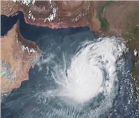 الهند وباكستان تجليان نحو 100 ألف شخص قبل وصول الإعصار بيبارجوي