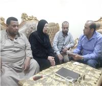 «كان نفسي أفرح بيه».. والدة الطبيب ضحية صديقه: دفنوه في العيادة | فيديو