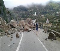 نجاة قرية كاملة من انهيار صخري جارف في سويسرا