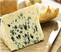 تعالج التهاب المفاصل والأنيميا.. فوائد غير متوقعة لـ«الجبن الريكفورد»