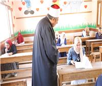 رئيس المعاهد الأزهرية يتفقد ١٤ معهدًا بالجيزة في امتحانات الثانوية