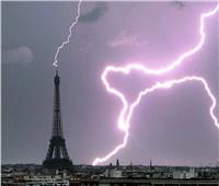 إعلان حالة التأهب البرتقالي في 44 إقليما في فرنسا بسبب العواصف