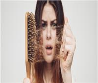 «سؤال ودواء».. ما هي علامات تساقط الشعر المرضي؟​