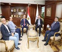 محافظ بني سويف يستقبل وزير الإسكان لإفتتاح معرض شباب مصر