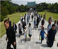 الكوريون أصغر سنا بعد تبني «سول» النظام العمري المعترف به دوليًا