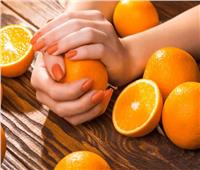 في العيد.. «عصير البرتقال» مبيض طبيعي لليدين