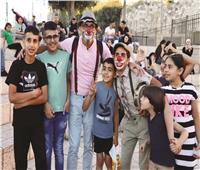 «سمسم وزعتر » يرسمان البهجة فى القدس