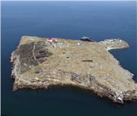 زيلينسكي يزور جزيرة الثعبان في البحر الأسود رمز المقاومة ضد روسيا