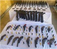 الأمن العام يضبط 41 قطعة سلاح ناري و30 متهمًا بأسيوط