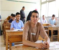 طلاب الثانوية الأزهرية: لا شكاوى من امتحان «الصرف»