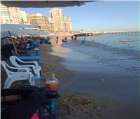 استقرار الأمواج.. عودة الرايات الخضراء لشواطئ شرق الإسكندرية |صور 