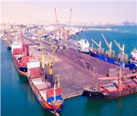 اقتصادية قناة السويس: مينائي السخنة والأدبية يستقبلان 236 سفينة 