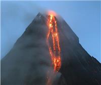 السلطات الفلبينية تحذر من تزايد نشاط بركان جبل مايون