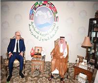 وزير الخارجية التونسي يزور مقر المنظمة العربية للسياحة بـ«جدة»