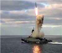 روسيا تطلق صواريخ مضادة للسفن بالبحر الأسود | فيديو