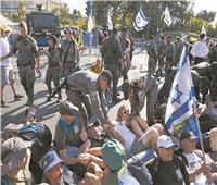 مظاهرات عاصفة وإضراب اقتصادى.. والمعارضة: إسرائيل تتجه لكارثة