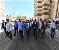 وزير الإسكان يتفقد وحدات المبادرة الرئاسية «سكن لكل المصريين»