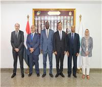 رئيس البريد يستقبل نظيره السوداني بهدف بحث أوجه التعاون المشترك
