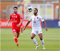 البطولة العربية| بلوزداد يتقدم بهدف أمام الكويت الكويتي في الشوط الأول