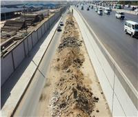 وزير النقل يوجه بتسليم من يلقي القمامة على الطريق الدائري للنيابة العسكرية