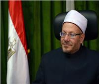 رئيس جامعة الأزهر يهنئ المفتي بتجديد الثقة فيه لمدة عام