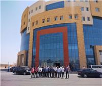 وزير الإسكان يتابع تقدم الأعمال بمستشفى سعة 220 سريرا بمدينة العبور 