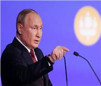 بوتين يؤكد: التخلى عن الدولار كعملة «عالمية»