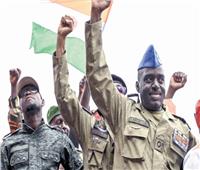 تصاعد التوتر بين النيجر وفرنسا مع انتهاء مُهلة مغادرة السفير