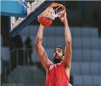 الأهلي يجدد عقد عمر طارق لاعب السلة لـ«4 مواسم»