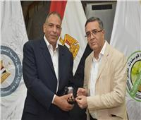 السفير الهندي يزور مناجم فوسفات مصر لبحث فرص التعاون والاستثمار 