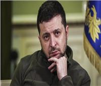 مستشار رئاسي أوكراني سابق: زيلينسكي أصيب بهستيريا بسبب نقص عدد العسكريين